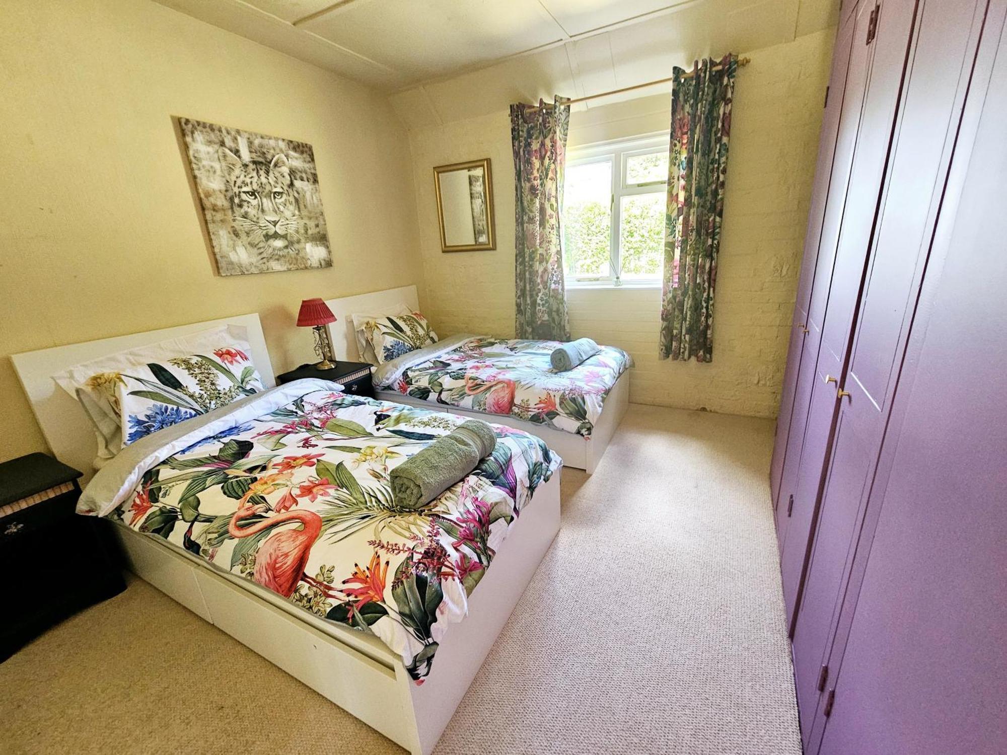 English Farmhouse Cottage Guildford Esterno foto
