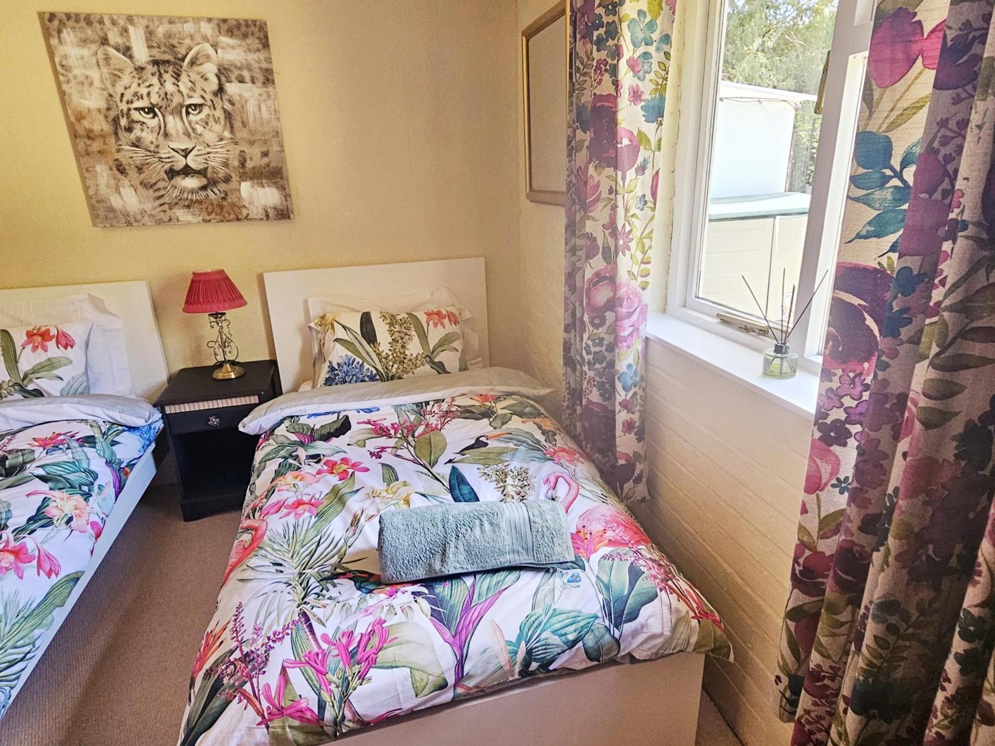 English Farmhouse Cottage Guildford Esterno foto