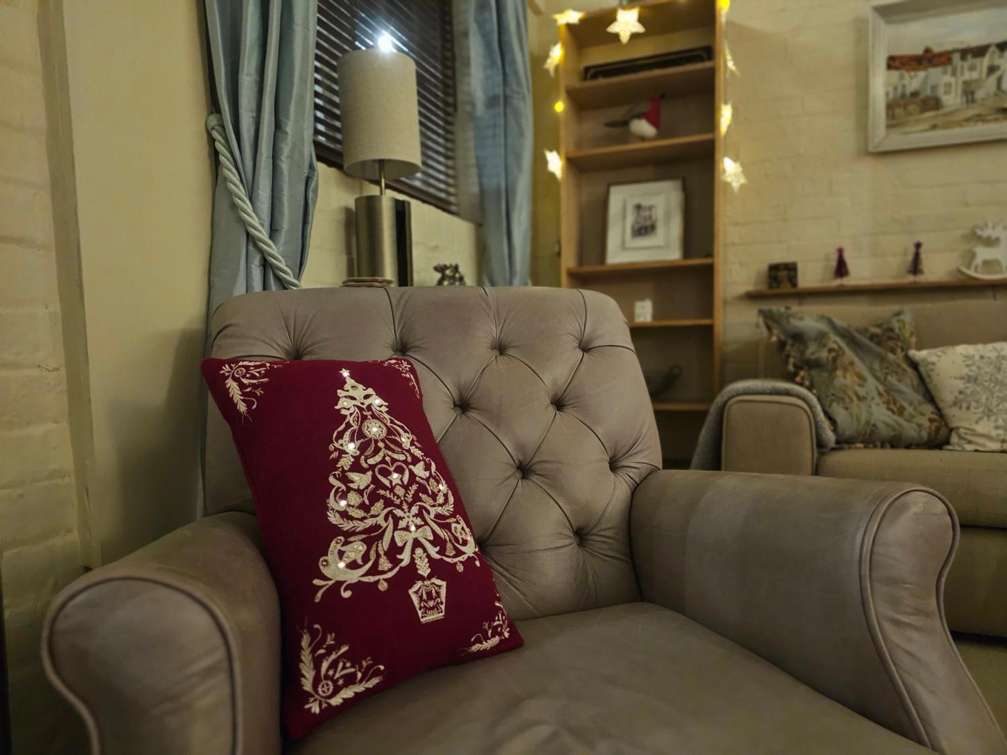 English Farmhouse Cottage Guildford Esterno foto