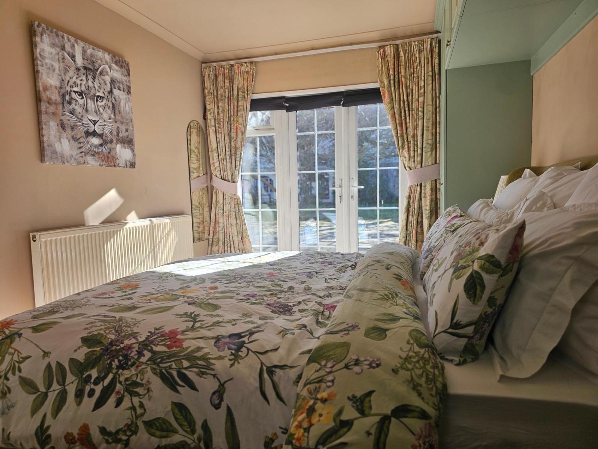 English Farmhouse Cottage Guildford Esterno foto